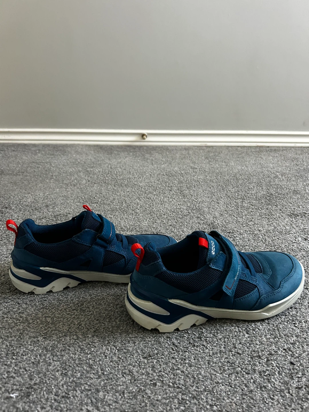 Ecco Urban Shoes - Size 6 - photo 2