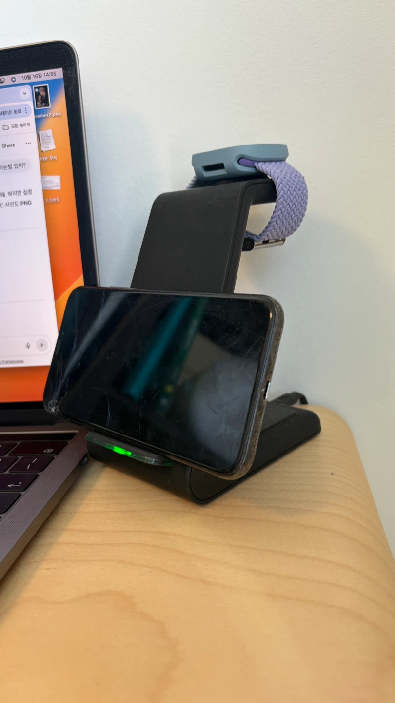 3-in-1 Wireless Charging Stand - photo 3