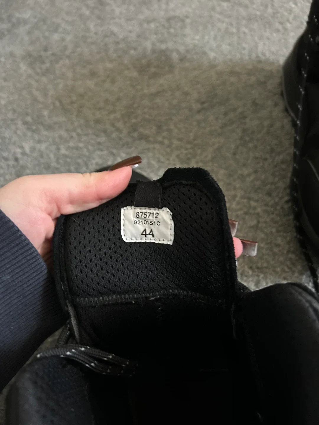 Forclaz Black Hiking Boots - EU 44/ US 10 image indicator(4)