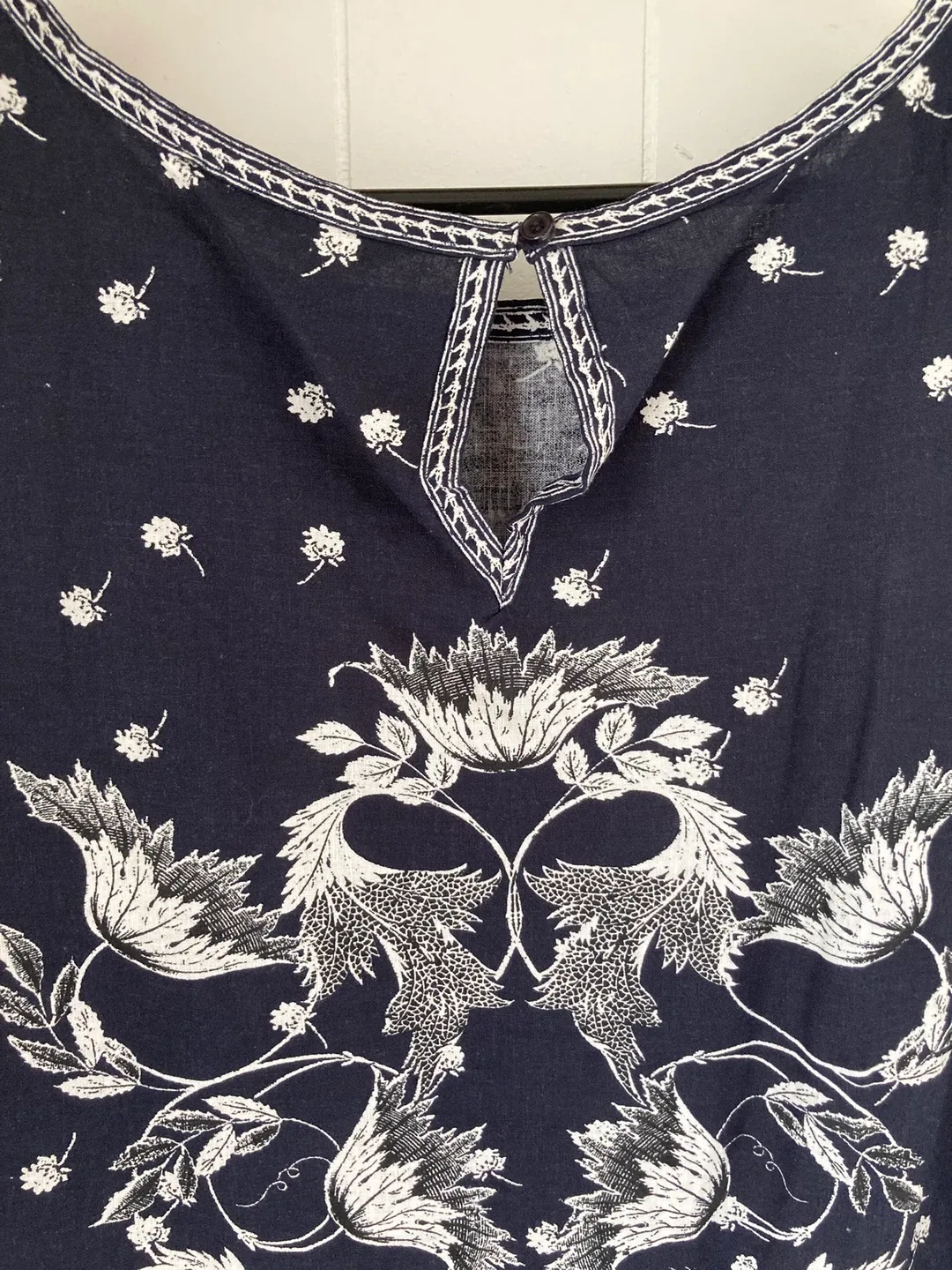 Navy Floral Pattern Dress - size 16 image indicator(5)