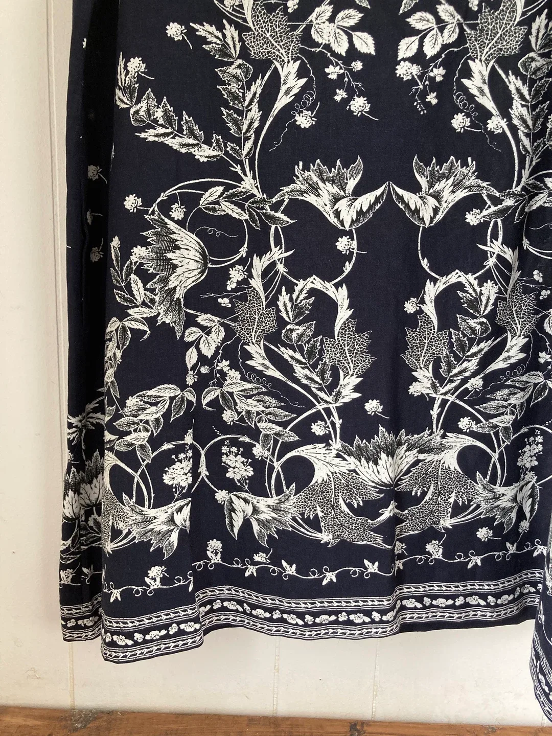 Navy Floral Pattern Dress - size 16 image indicator(4)