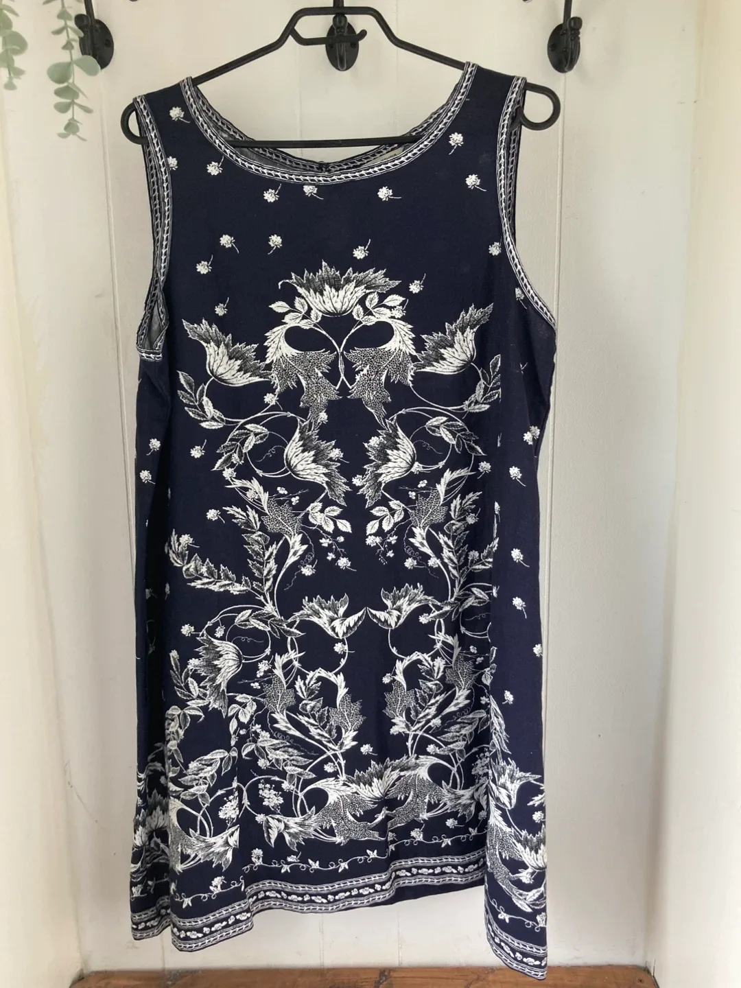 Navy Floral Pattern Dress - size 16 image indicator(7)