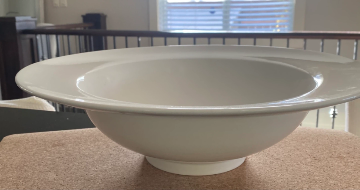 10 Strawberry Street Large Serving Bowl