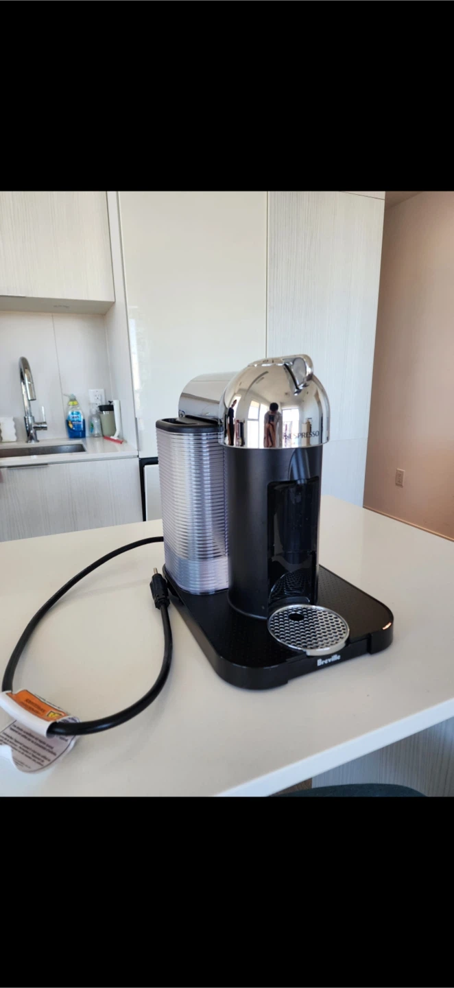 Nespresso Vertuo Next Coffee Machine by Breville