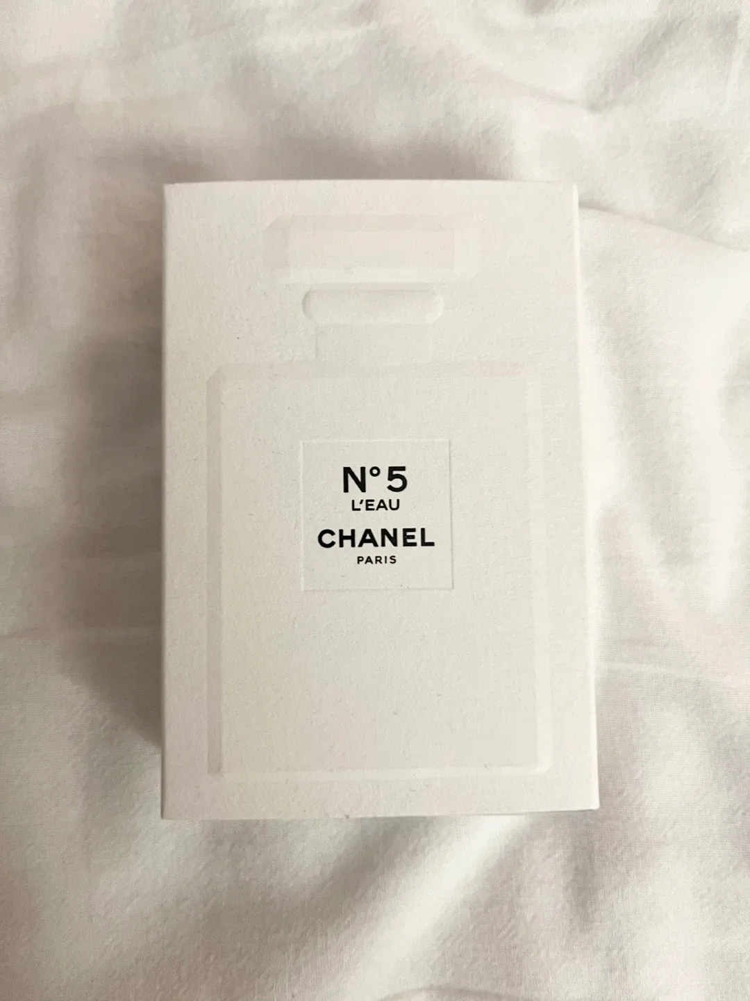 Chanel N°5 L'EAU 50ml Vaporisateur Spray - New image indicator(2)