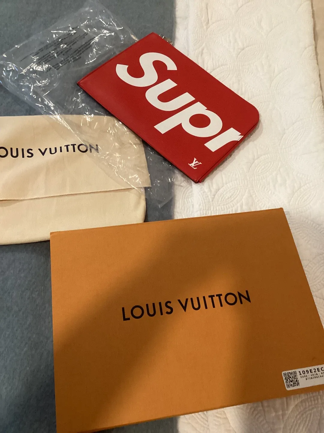 Louis Vuitton x Supreme Red Epi Leather Pouch image indicator(2)