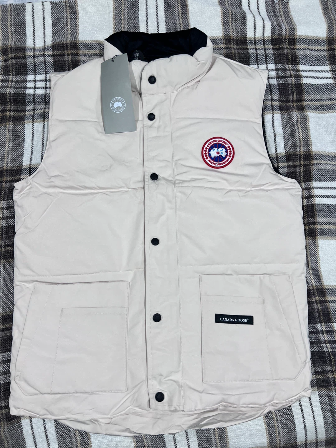 White Goose Vest Size M