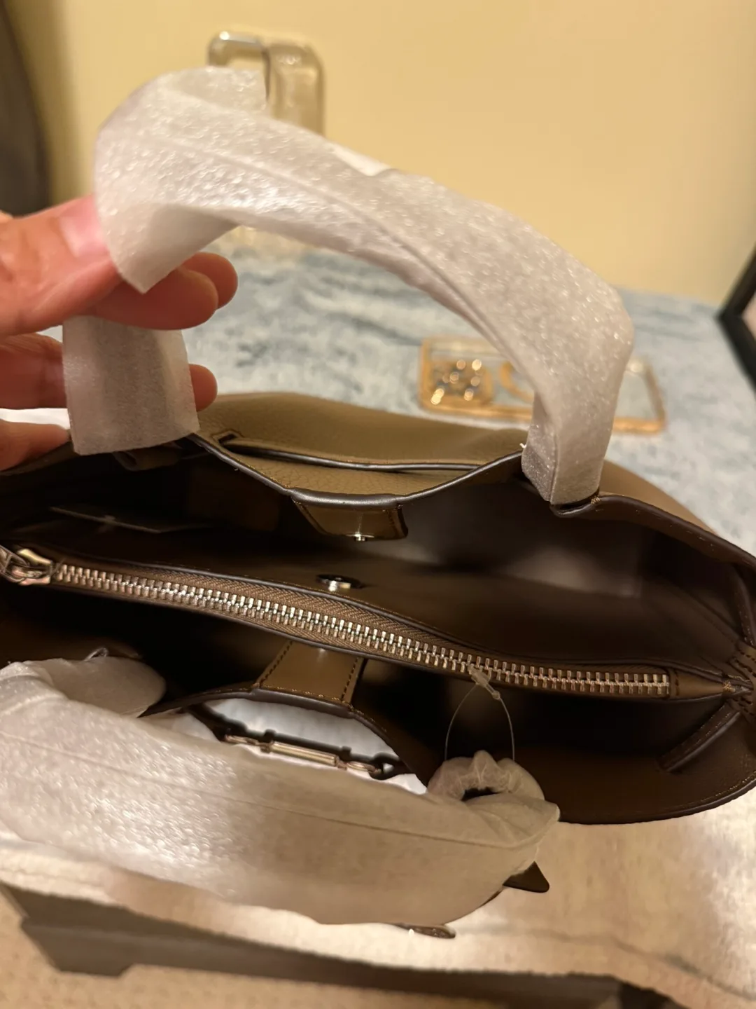 Michael Kors Small Bag - Brown image indicator(5)