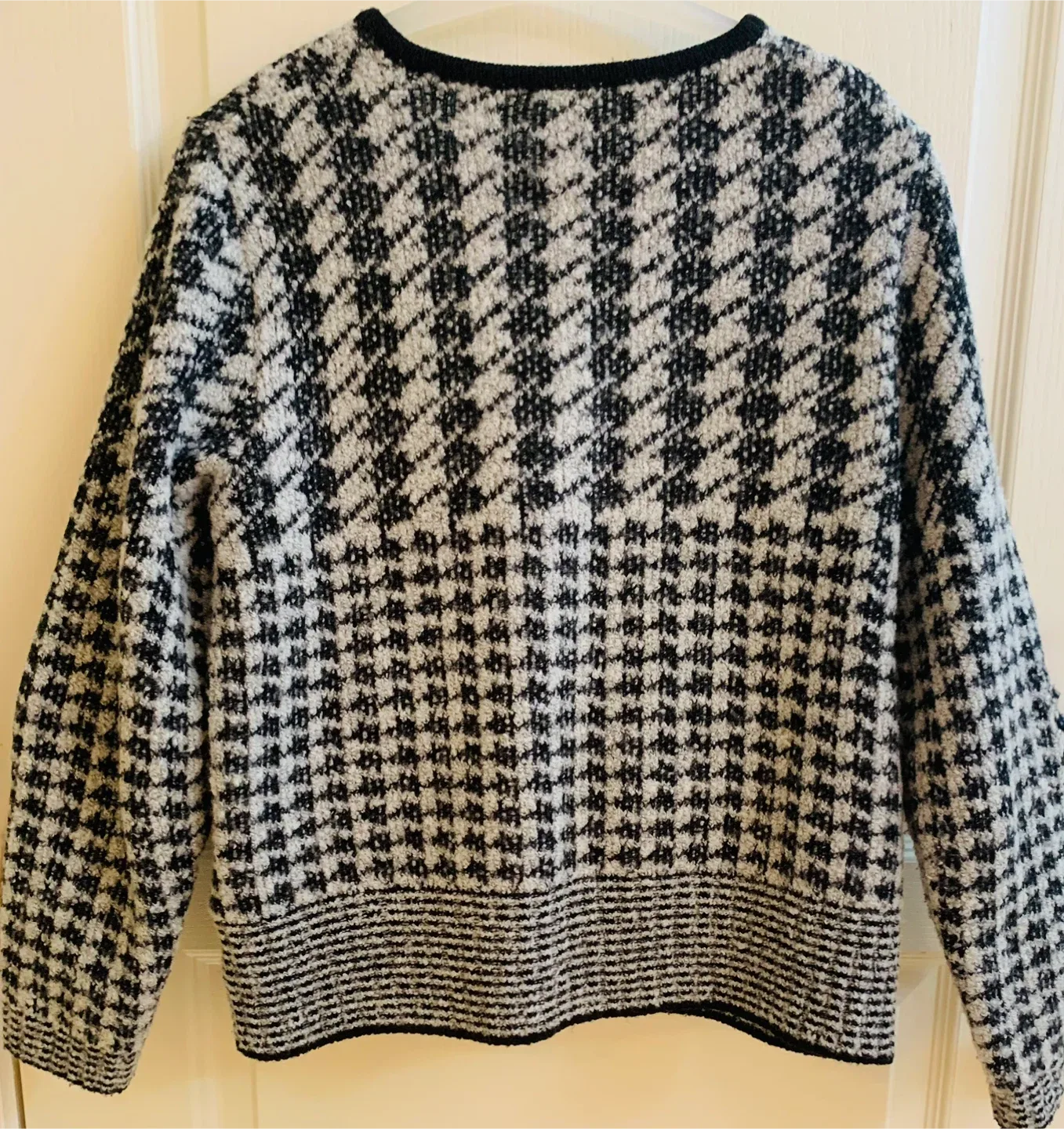 Vintage Elipse Cardigan - Size 40/M image indicator(2)