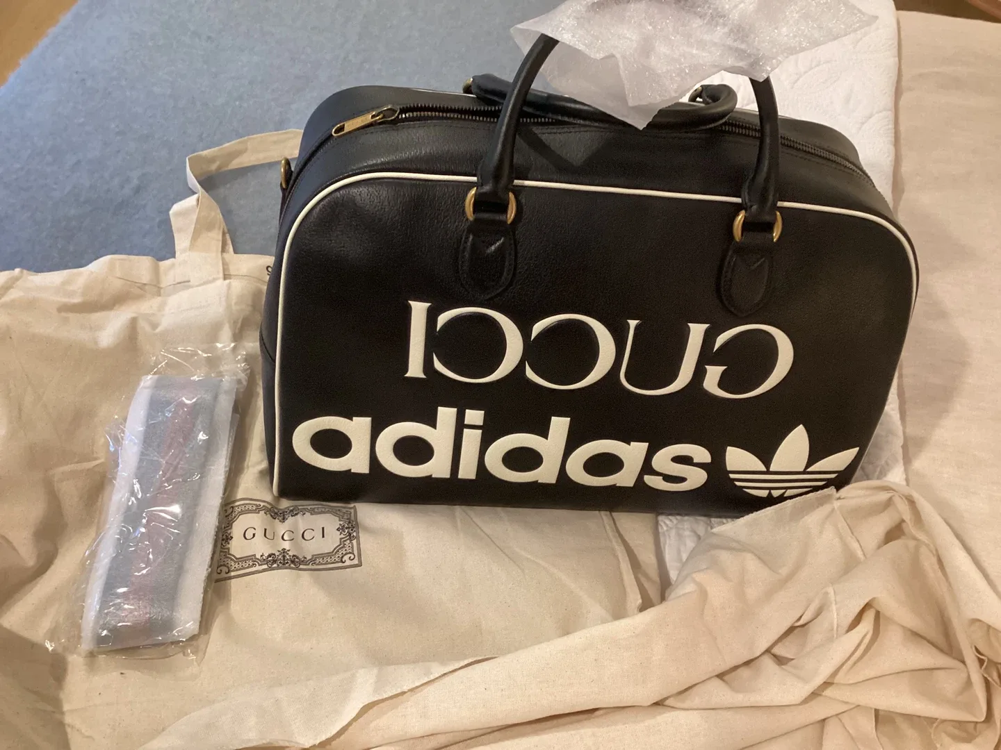 New Gucci Adidas size Large Duffle Bag Black Leather thumbnail