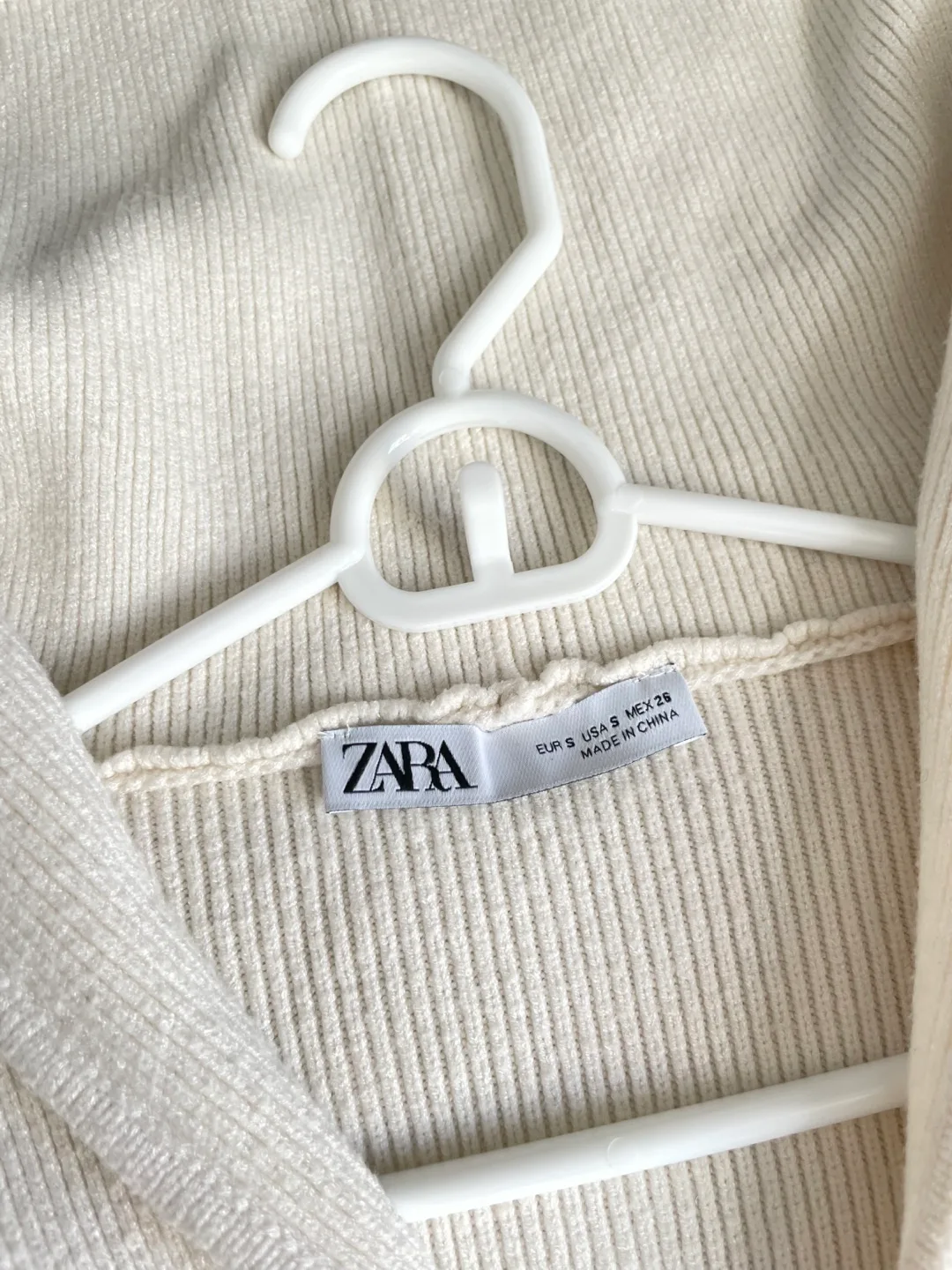 Zara Striped Knit Zip-Up Hoodie - Size S image indicator(2)