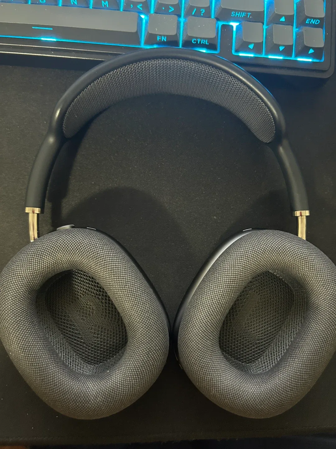 Apple AirPods Max - Space Grey image indicator(4)