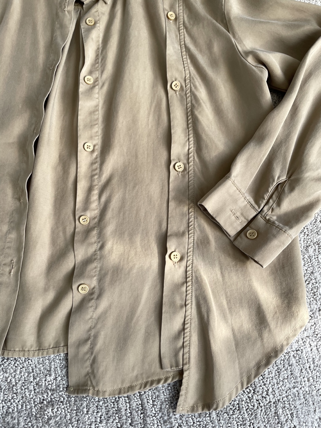 Flower & Say Beige Button-Down Shirt - photo 2