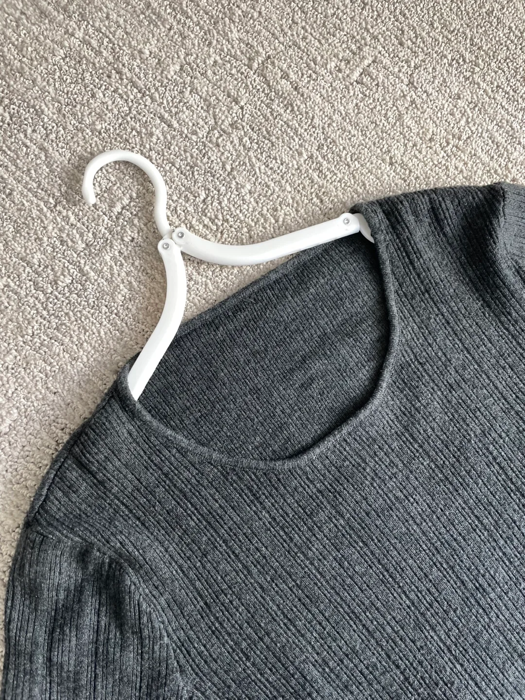 Grey Ribbed Knit Top image indicator(4)