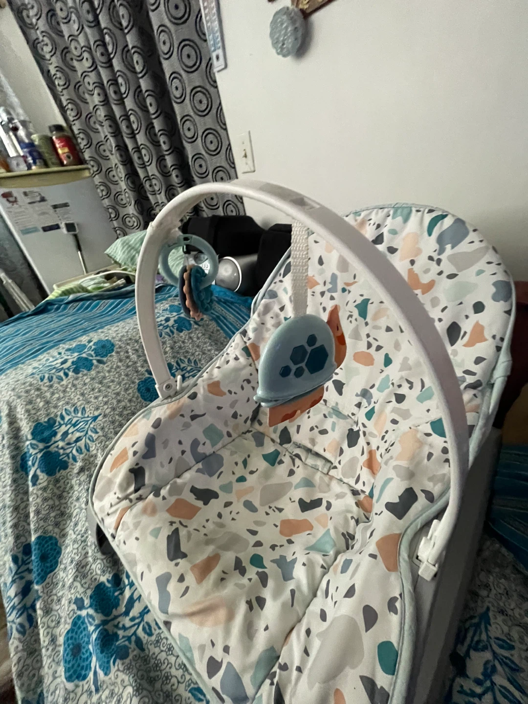 Fisher-Price Baby Bouncer - photo 2