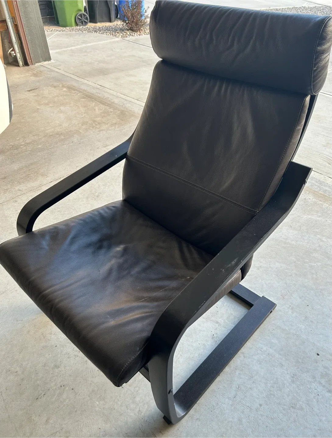 IKEA Poang Chair - Brown Leather image indicator(2)