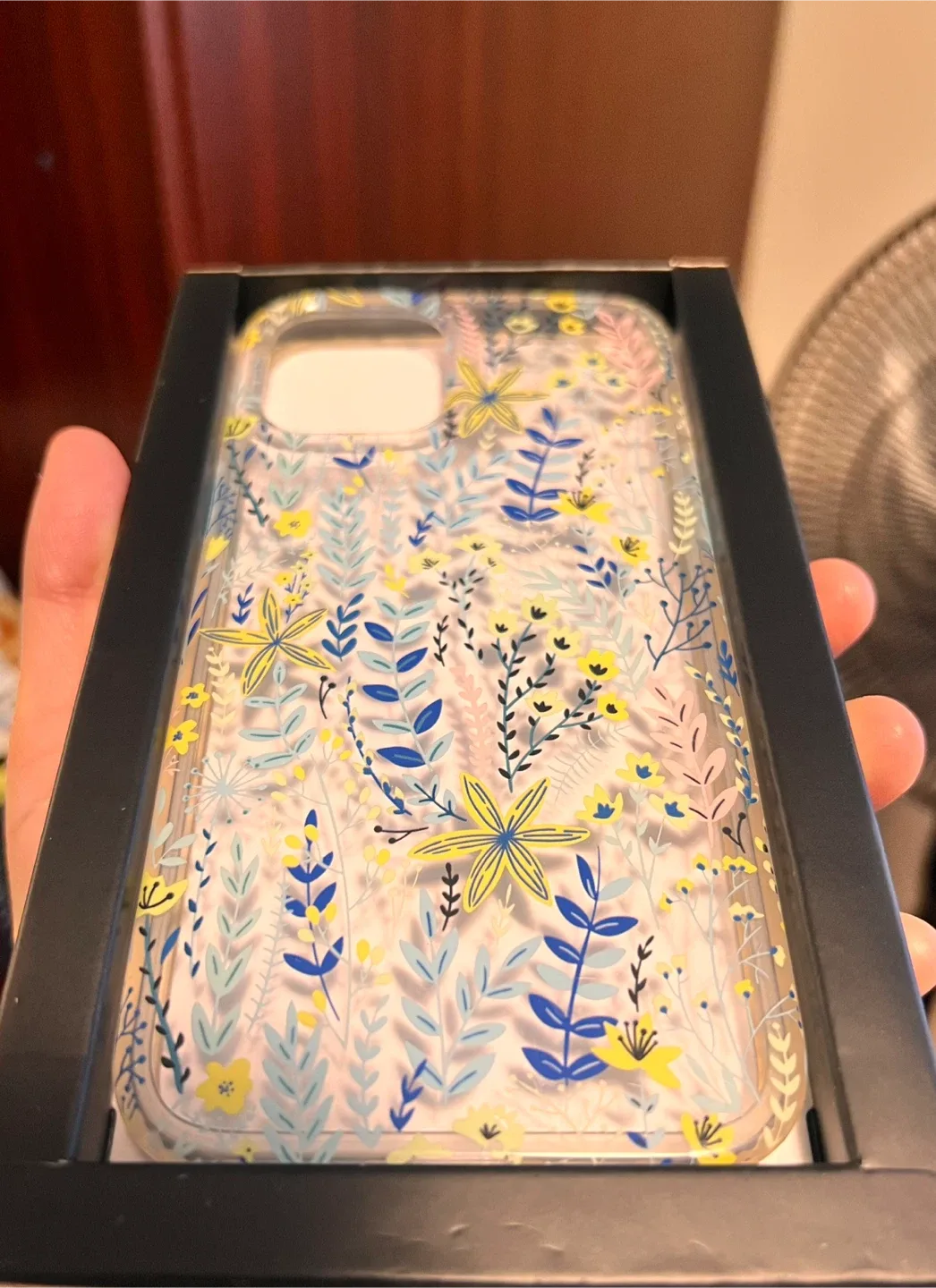 Tech21 Evo Art Botanical Garden iPhone 12 Pro Max Case image indicator(3)