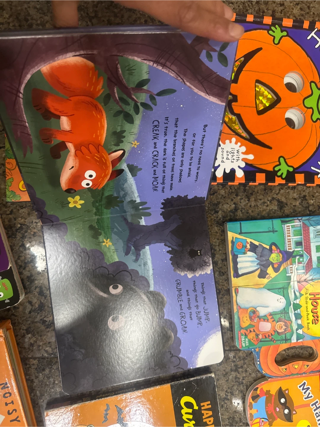 Halloween Kids Books Lot 🥕 - photo 4