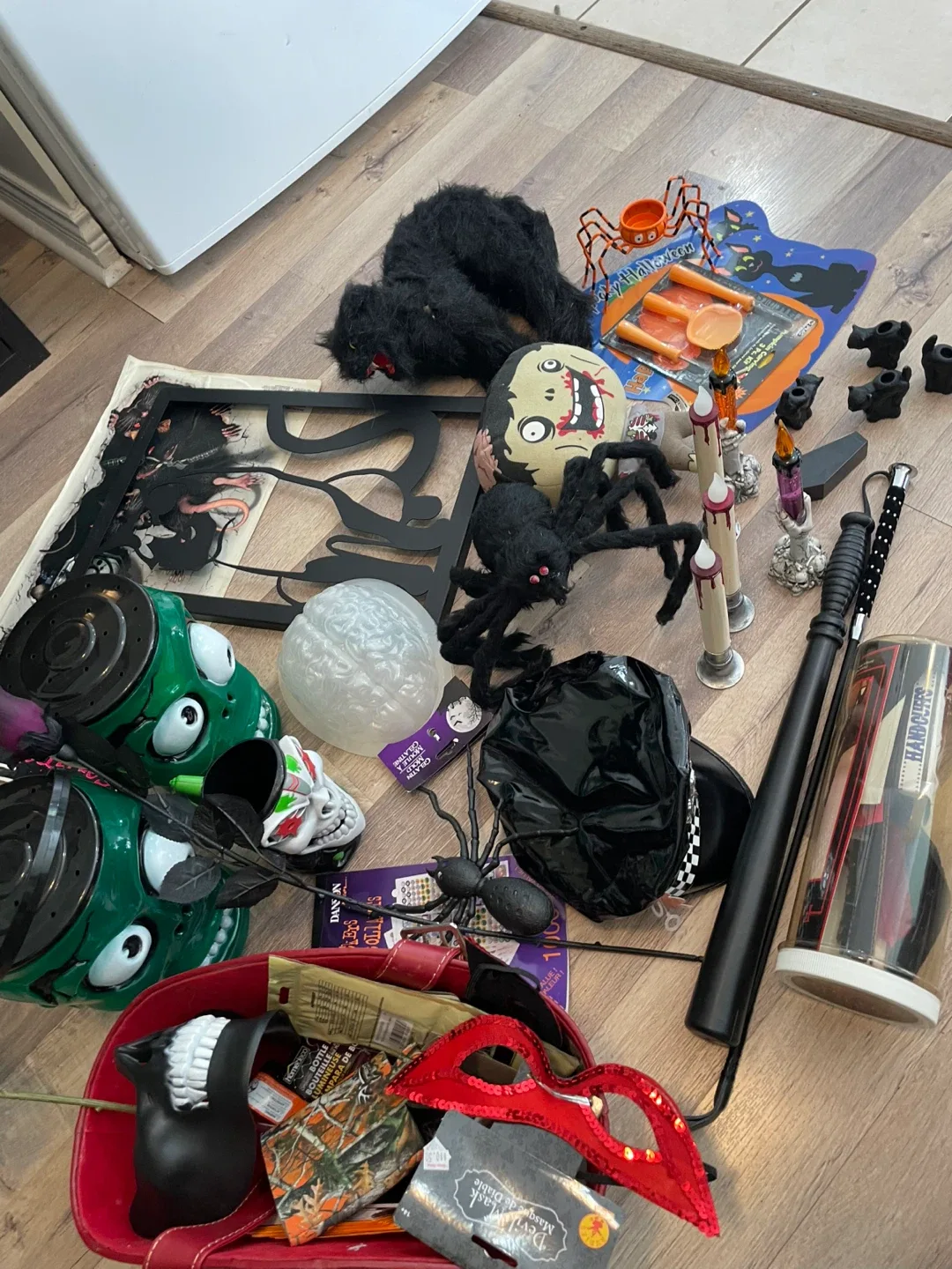 Halloween Decorations Bundle image indicator(3)