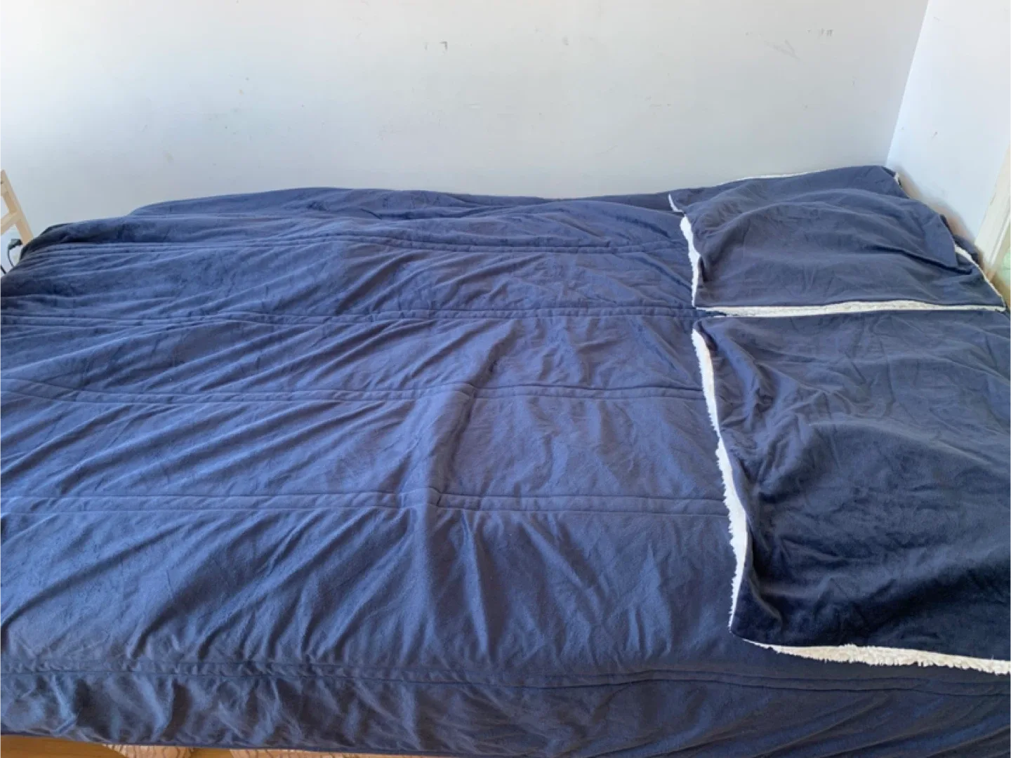 Life at Home Full/Queen Comforter Set image indicator(3)