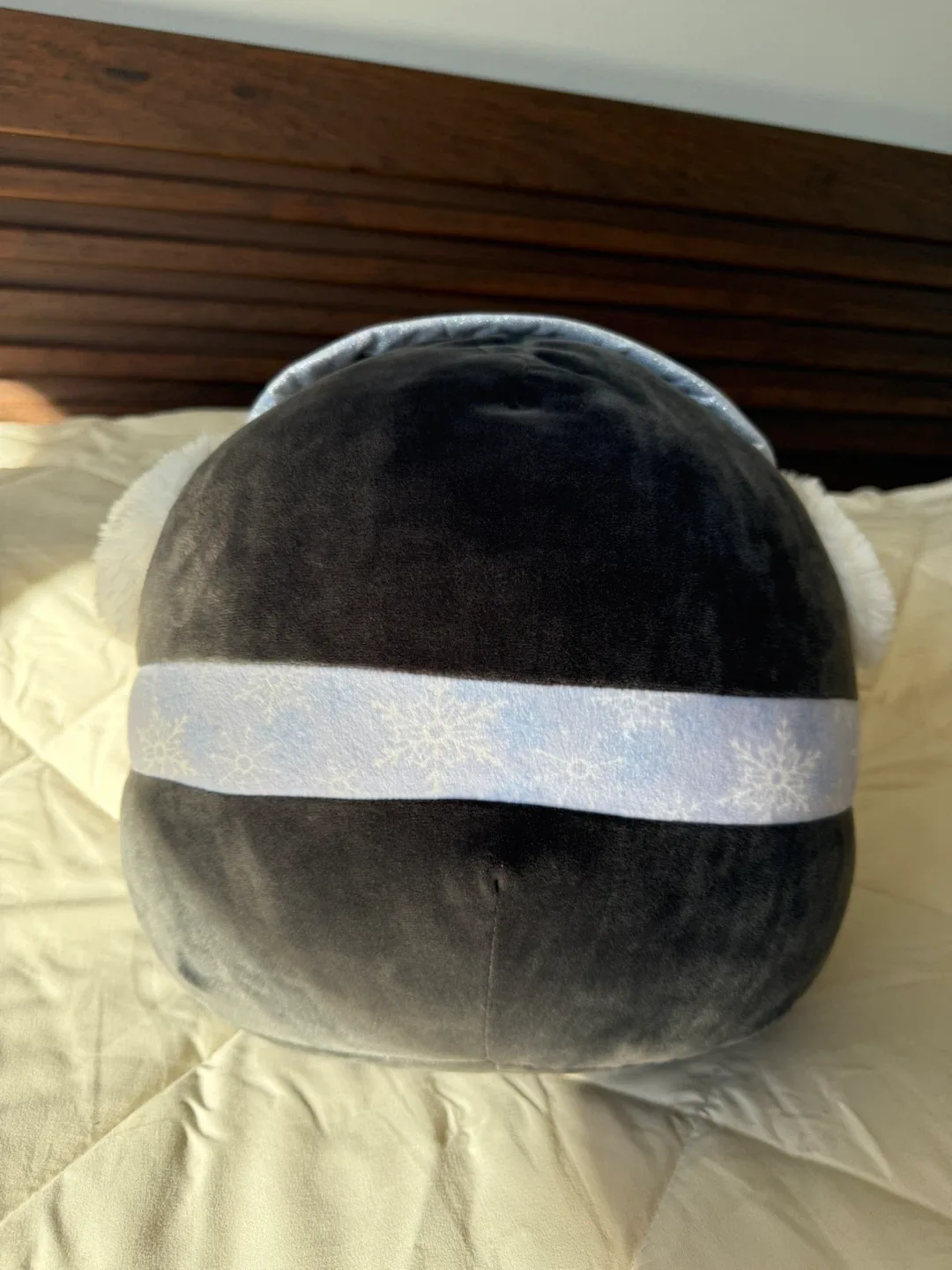 Luna the Penguin Squishmallow 14 inch image indicator(2)