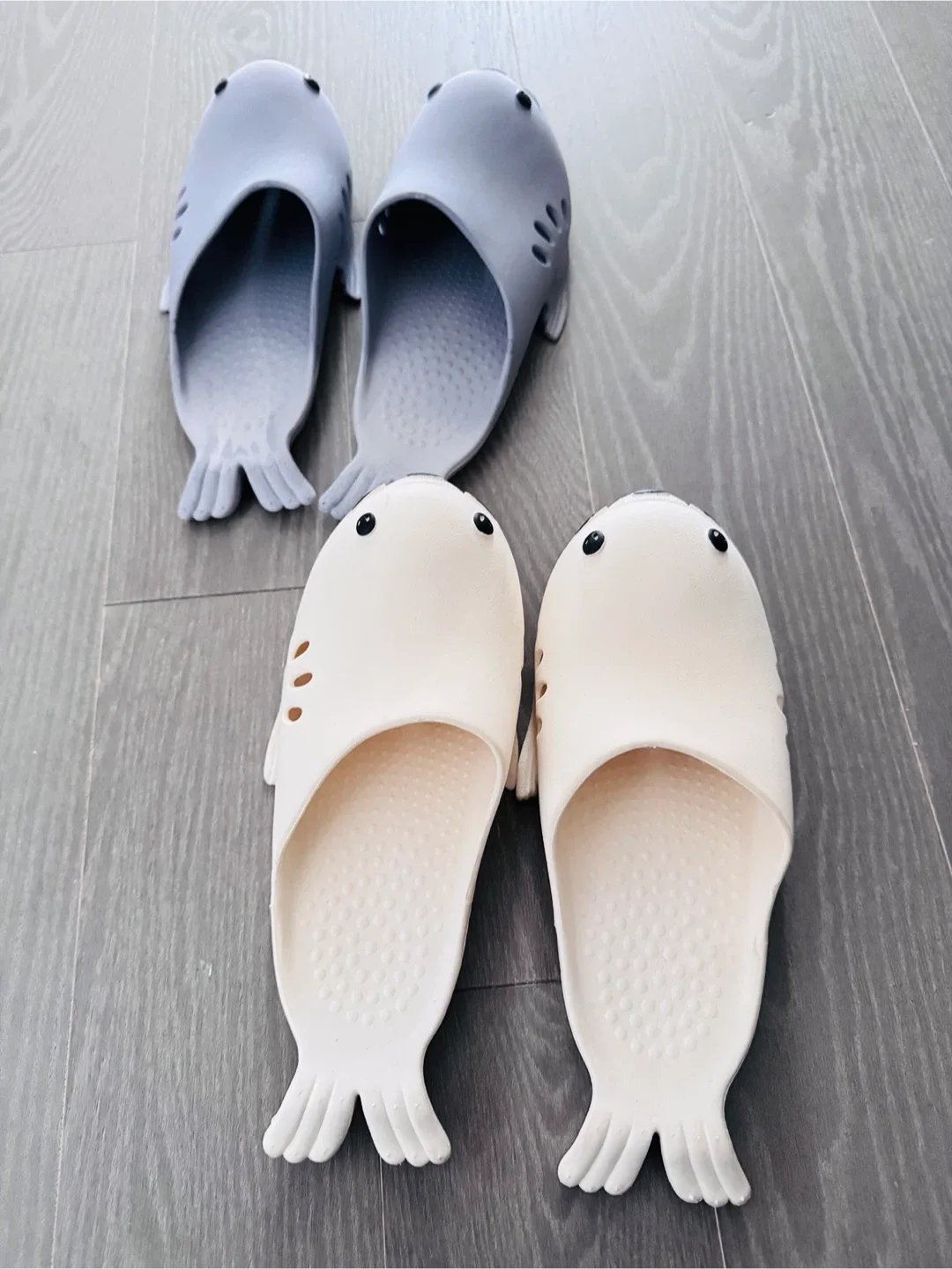 Cute Seal Slippers - Size 7/8 image indicator(4)