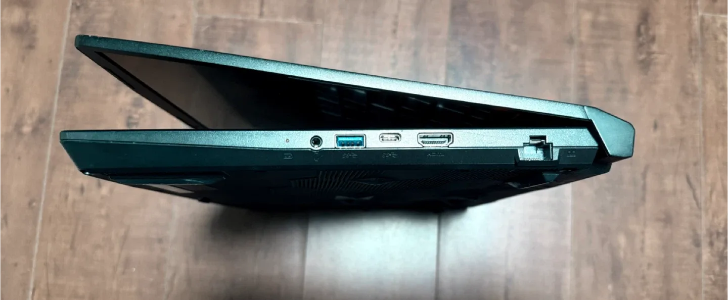 MSI Alpha 15 Gaming Laptop image indicator(4)