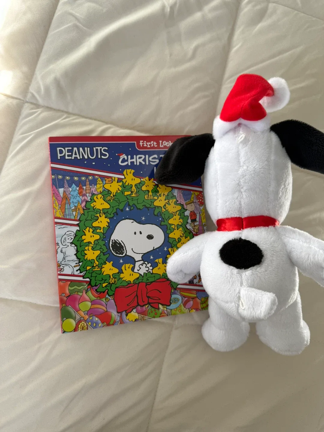 Peanuts Snoopy Christmas Plush and Book image indicator(2)