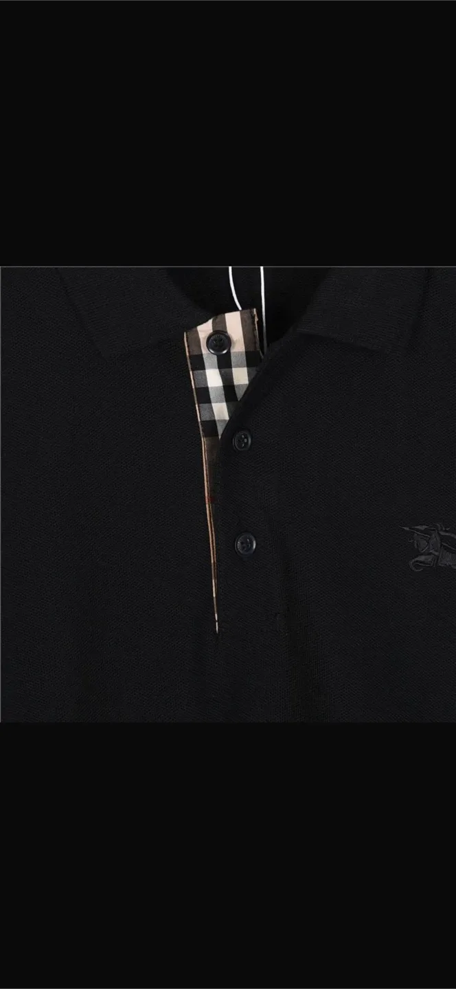 Burberry Black Polo Shirt - Size M image indicator(2)