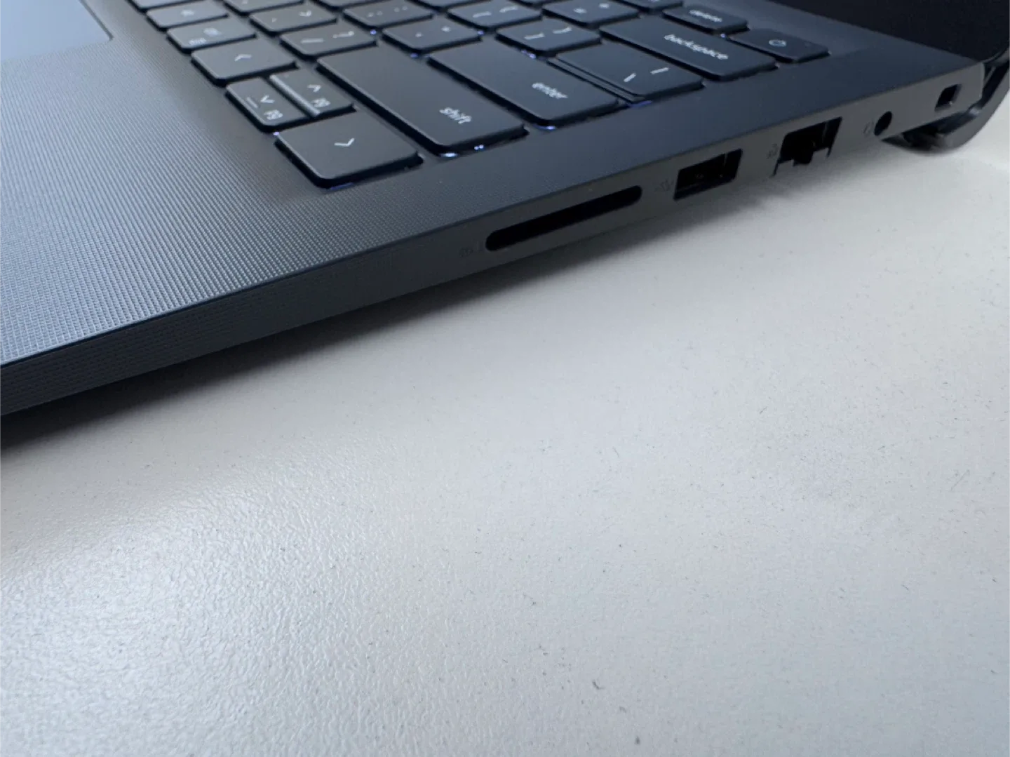 Dell New Laptop I5-12th.Gen. 16/512GB. Win 11 image indicator(7)