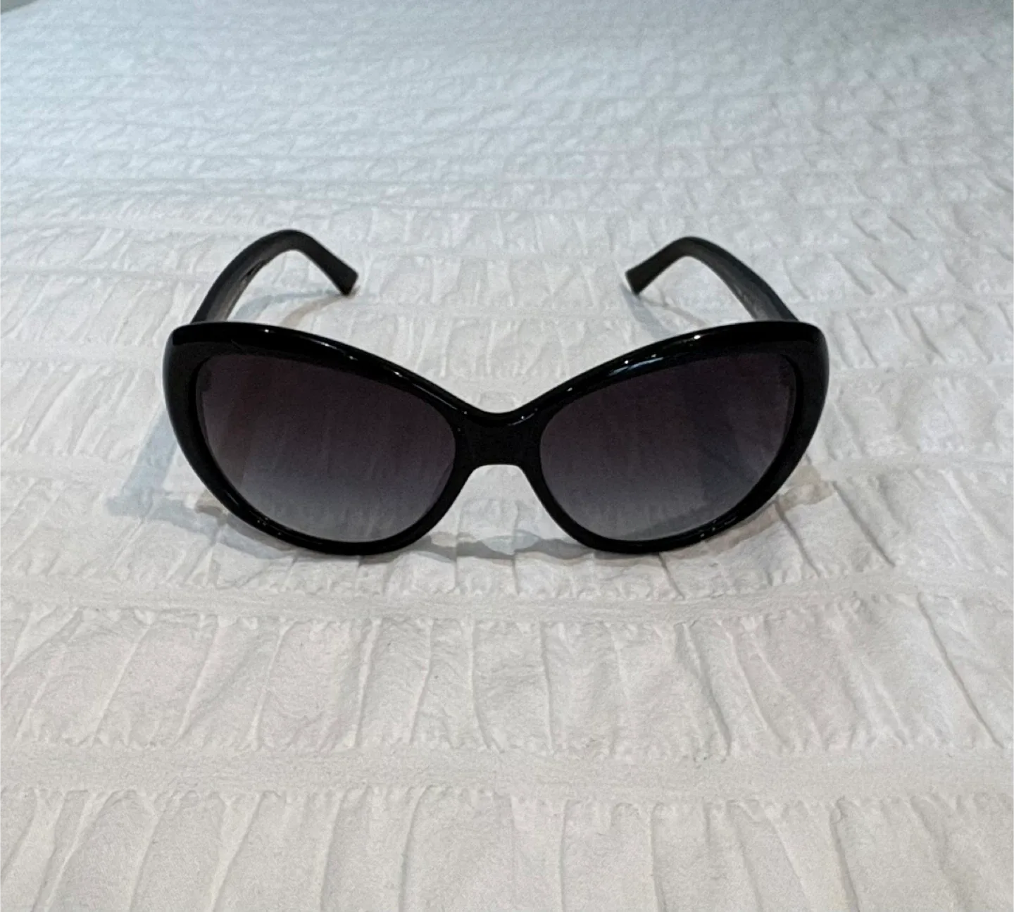 Tory Burch Sunglasses image indicator(4)