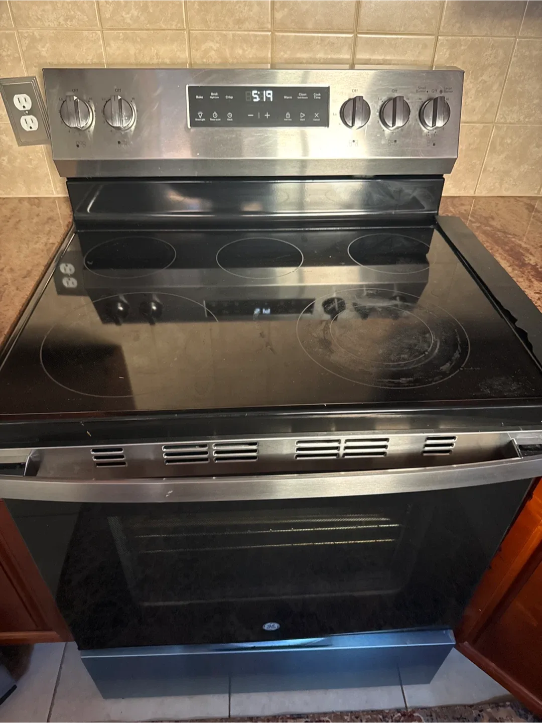 GE Stainless Steel Electric Range image indicator(4)