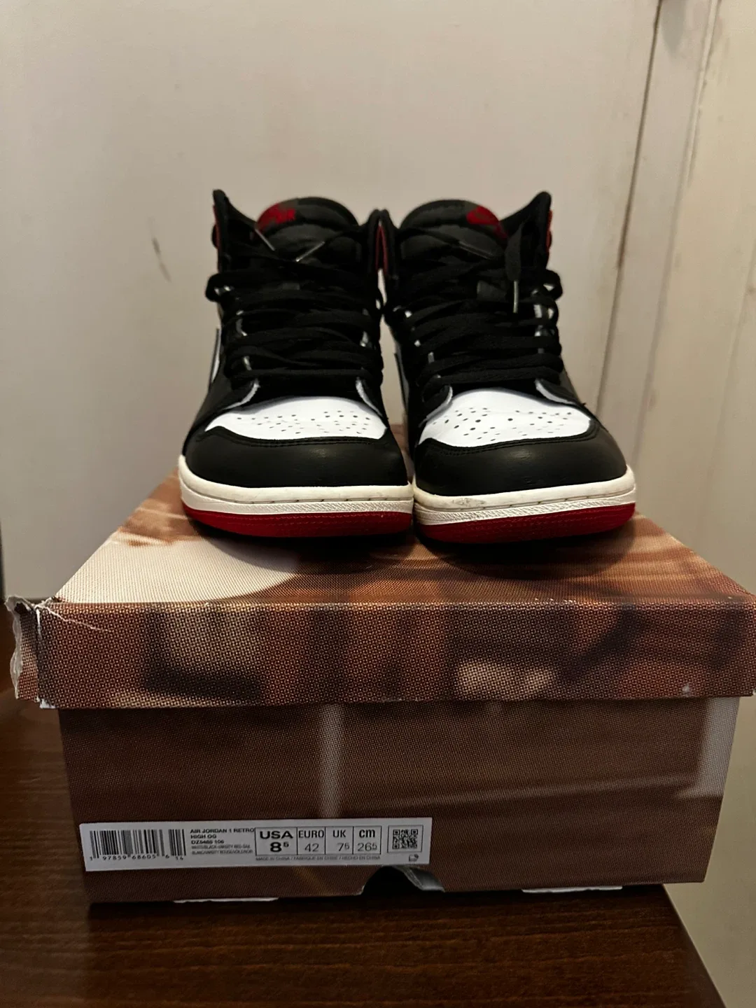 Air Jordan 1 Retro High OG 'Black Toe Reimagined' thumbnail