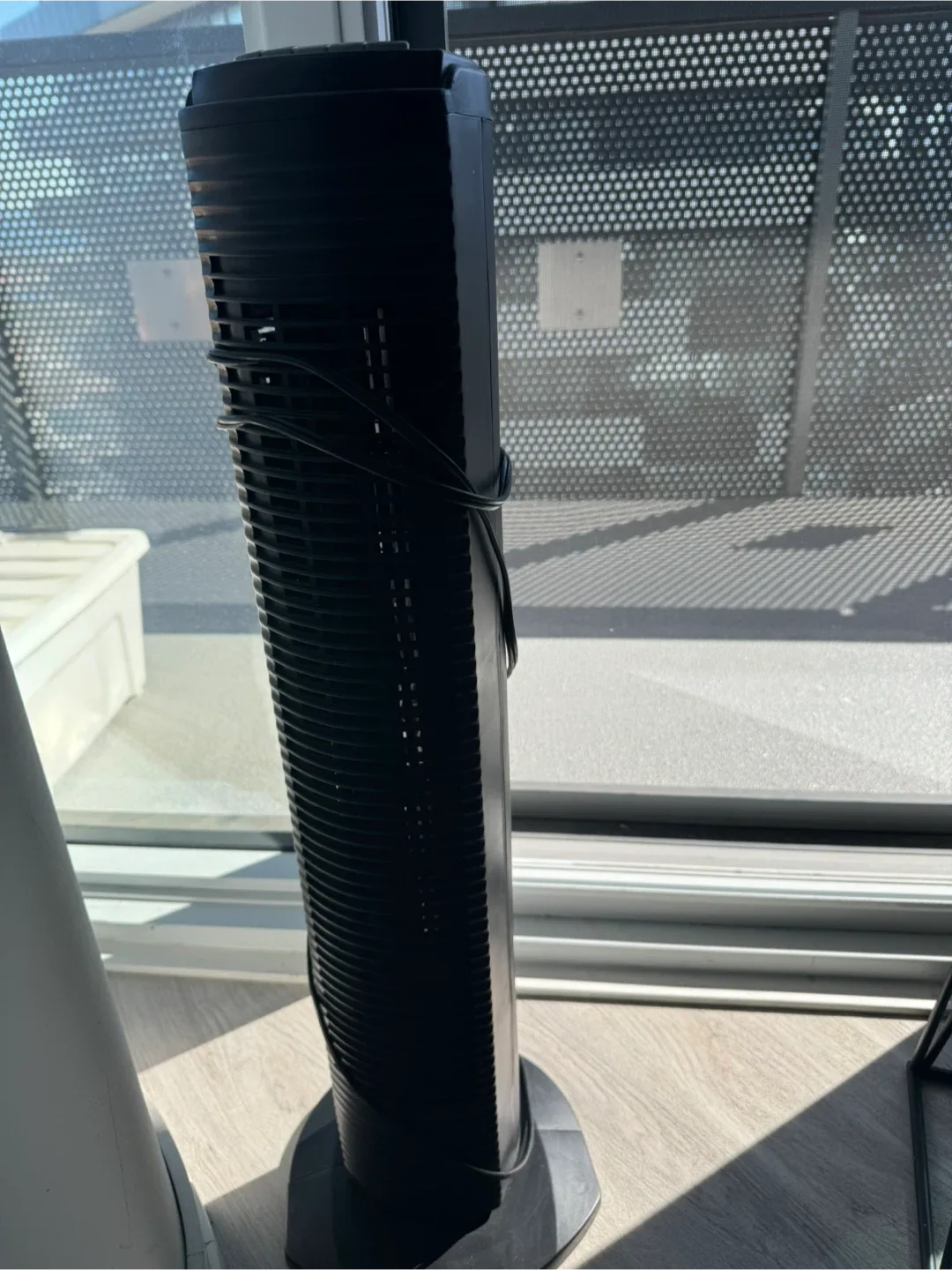 Sunbeam Black Tower Fan image indicator(3)