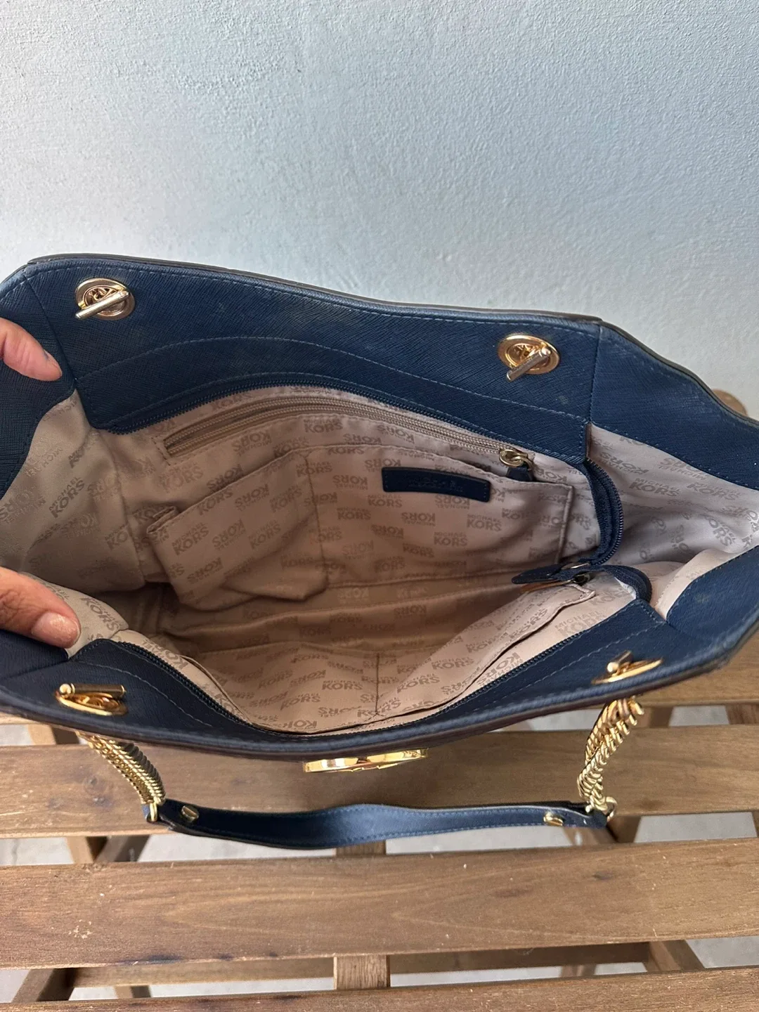 Michael Kors Navy Tote Bag image indicator(3)