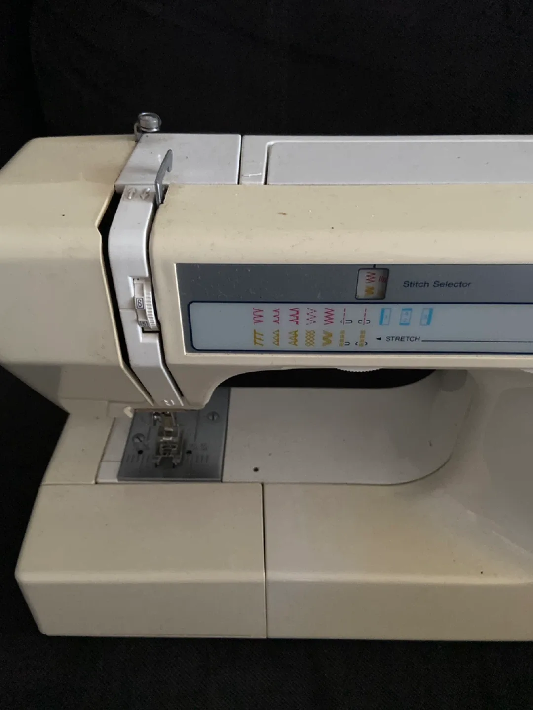 Kenmore 12 Sewing Machine image indicator(2)