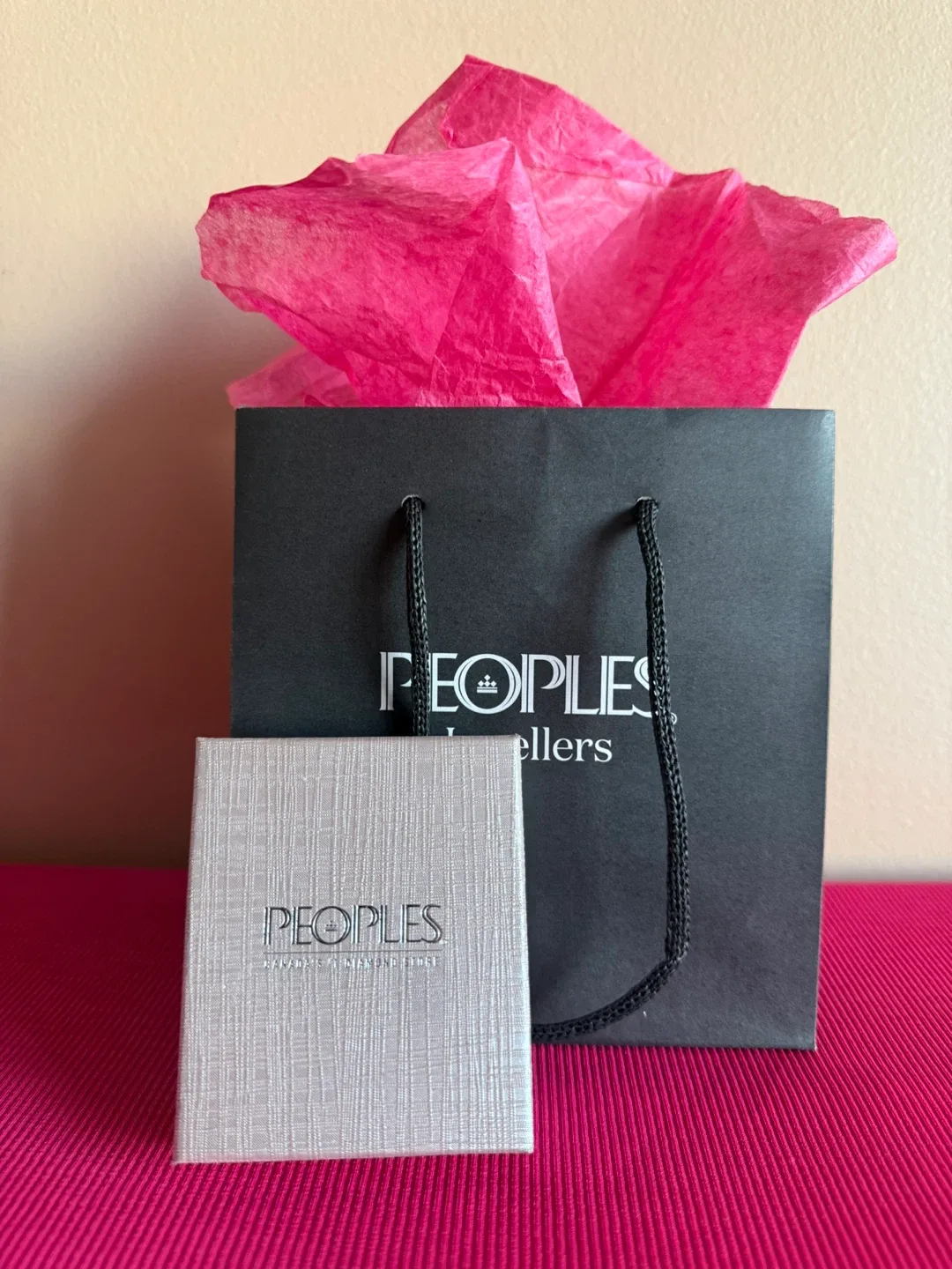 🎁 PEOPLES JEWELLERS Necklace- 🆕 99.00 price-tag attached! image indicator(8)