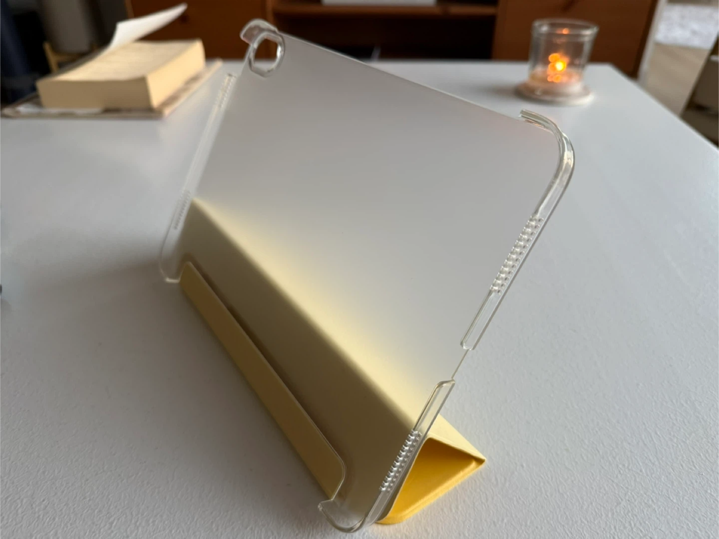 Moko iPad Case - Yellow 10th Generation iPad - photo 2