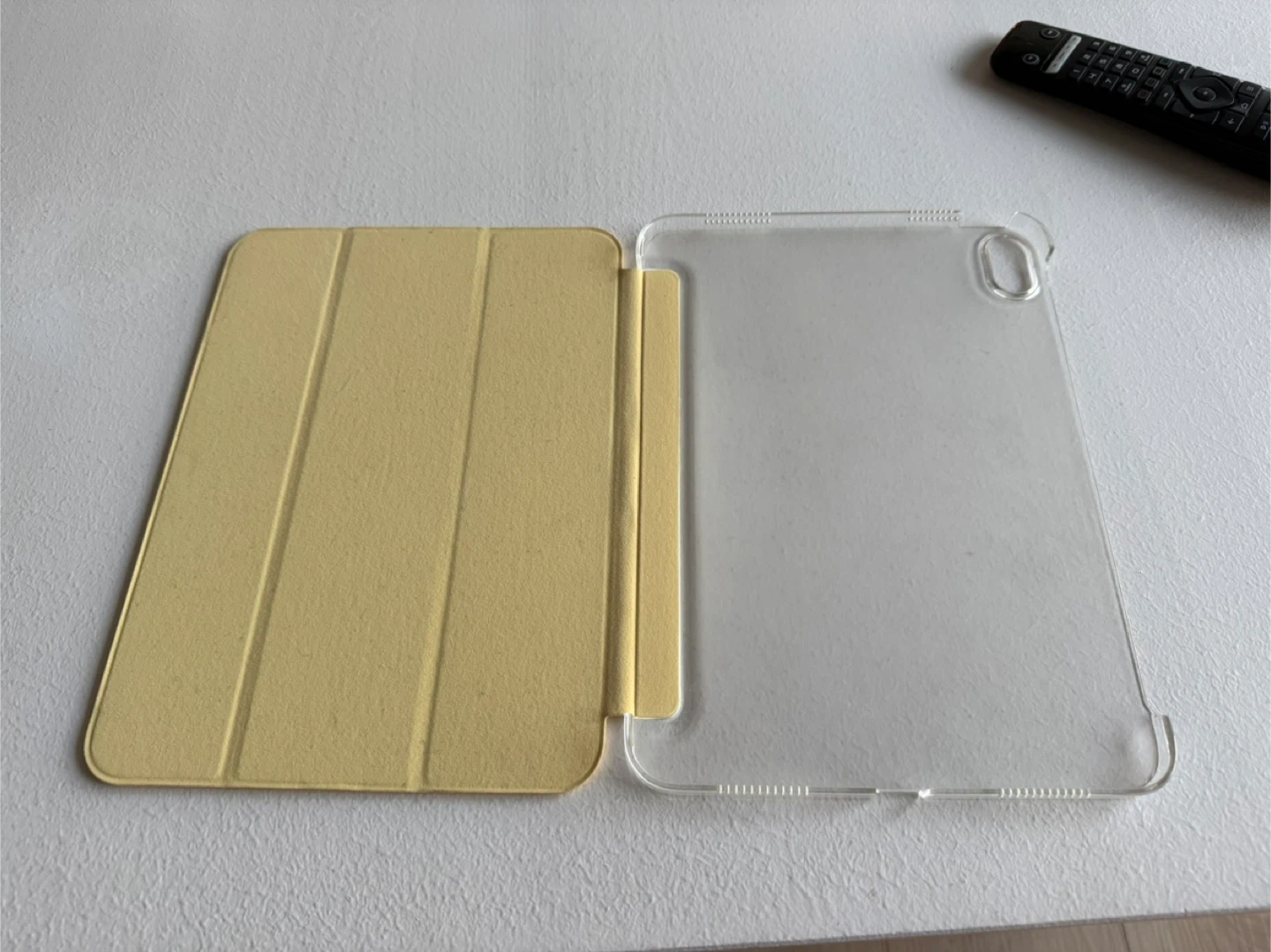 Moko iPad Case - Yellow 10th Generation iPad - photo 3