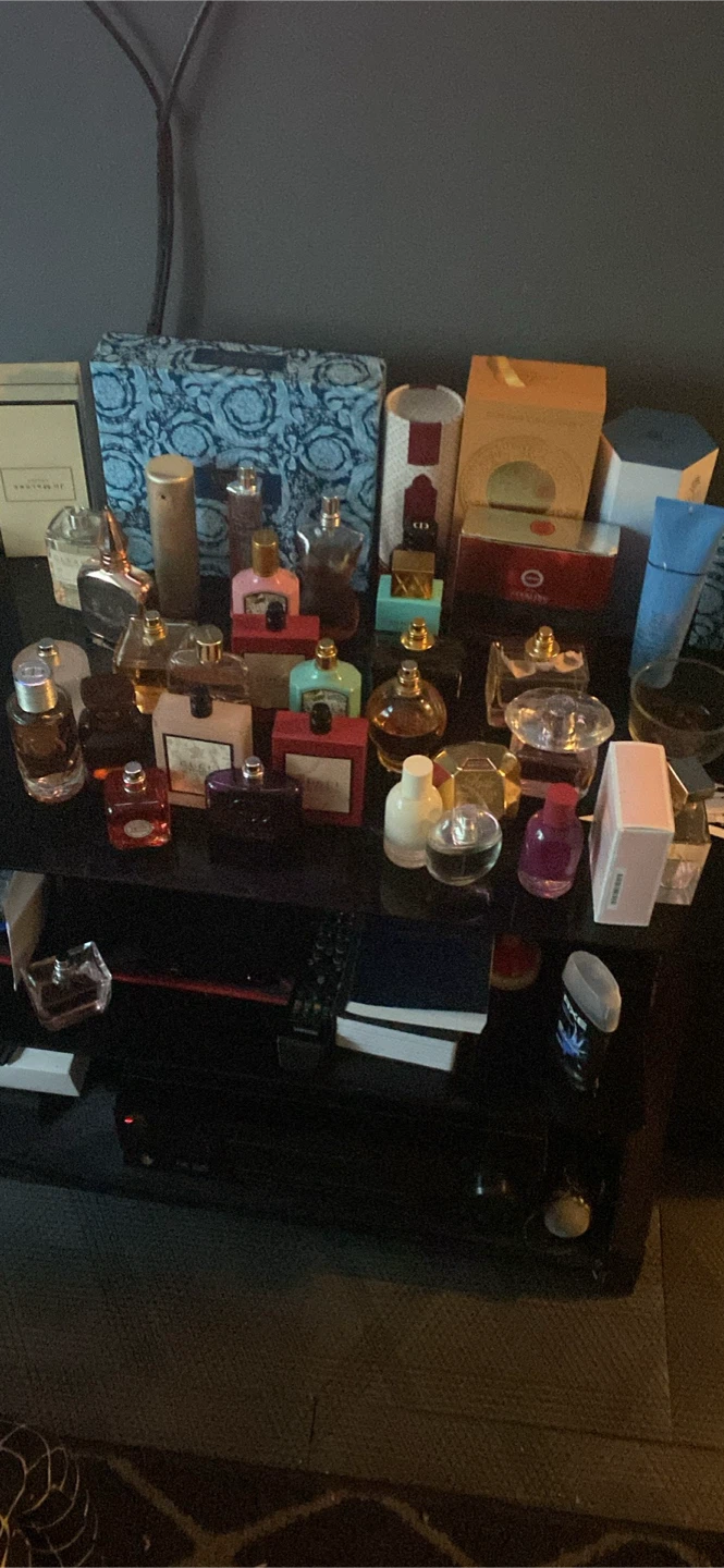 Women perfumes all goood prices