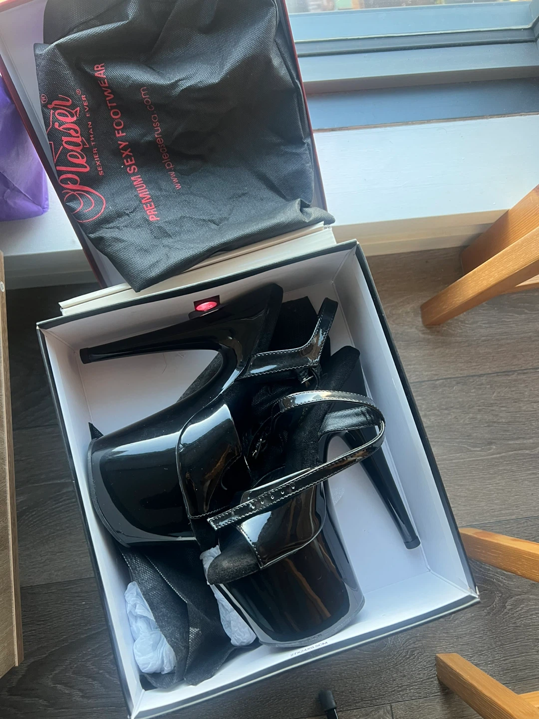 Pleaser Adore-709 Black Heels Size 6 (7in heels)