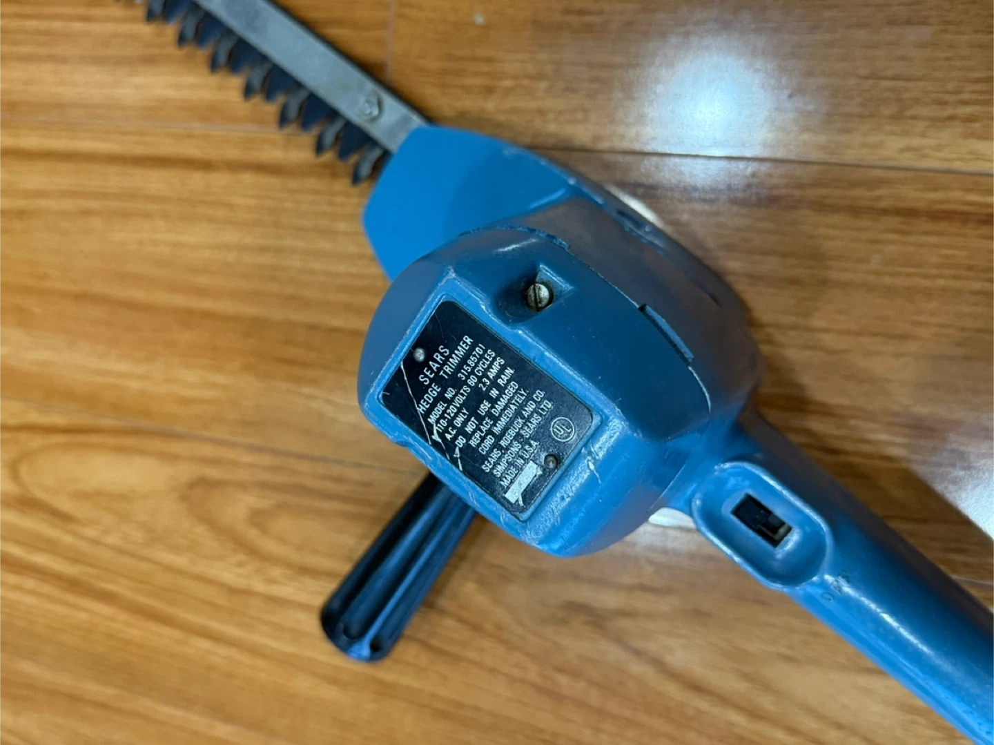 Sears Electric Hedge Trimmer - photo 3