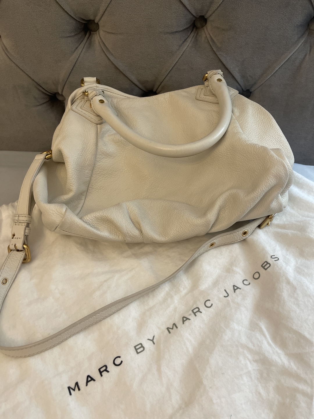 Marc by Marc Jacobs White Leather Handbag - photo 2