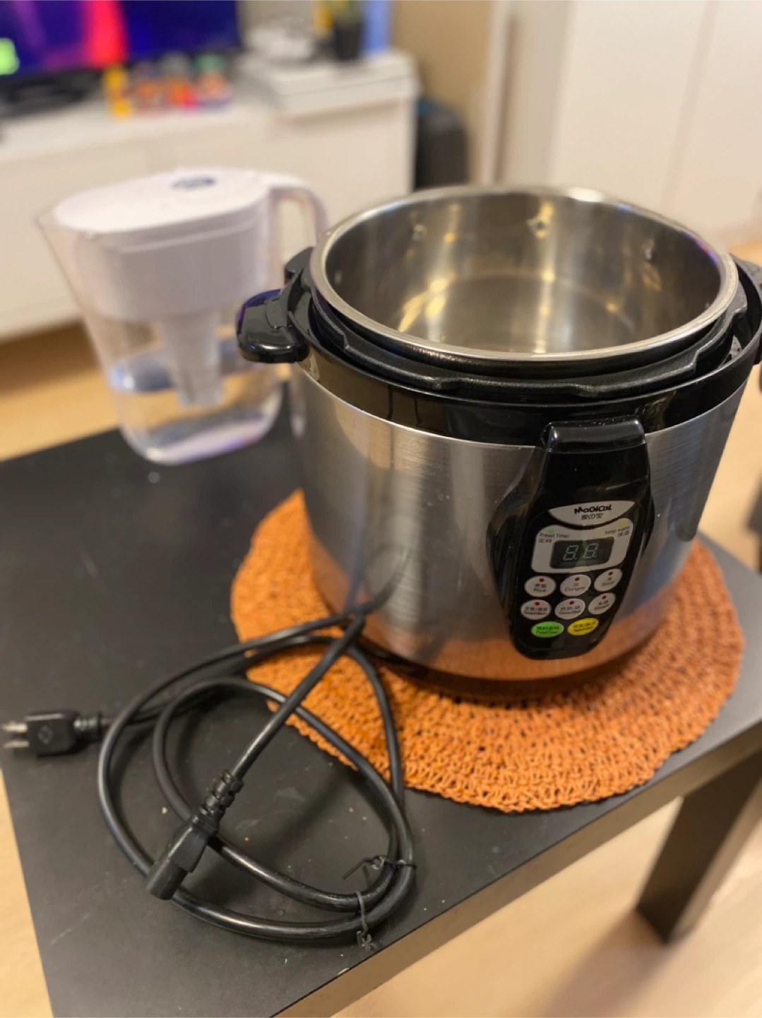 Multi-function pressure cooker, instant pot - photo 2