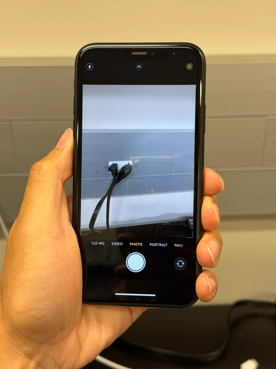 iPhone XR 64GB Black, 88% Battery Health - photo 4