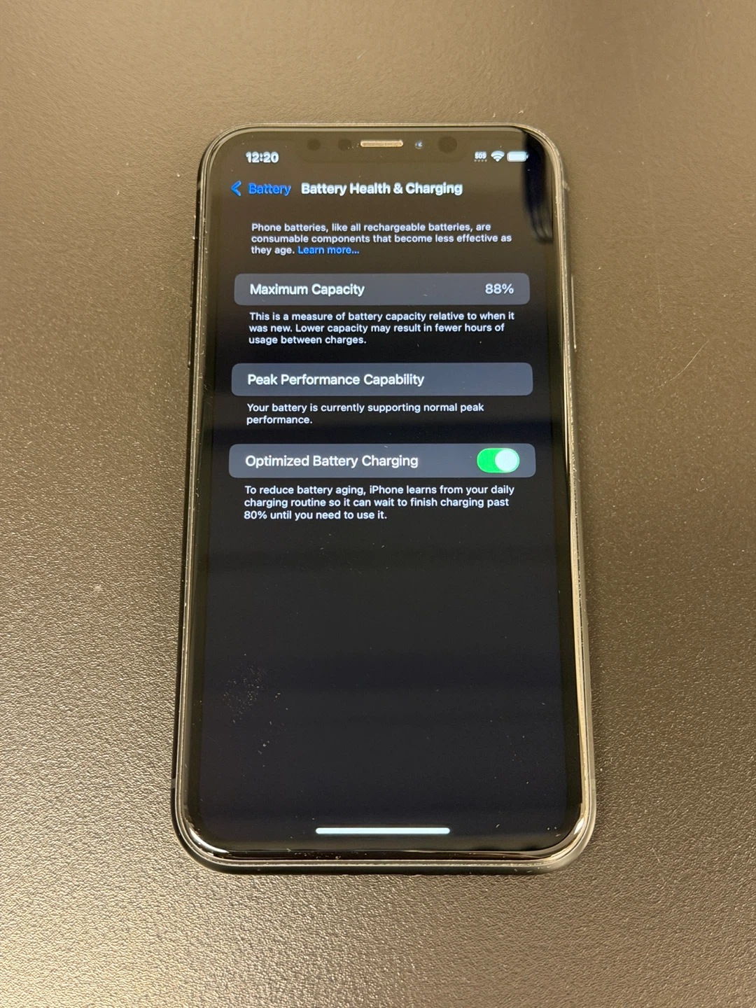 iPhone XR 64GB Black, 88% Battery Health - photo 3