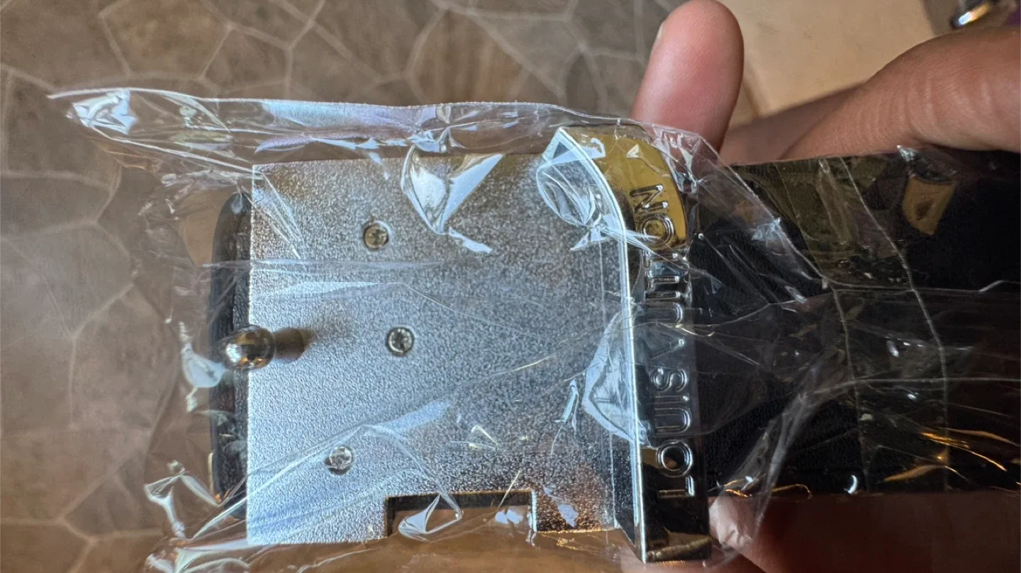 New Louis Vuitton Black Belt image indicator(3)