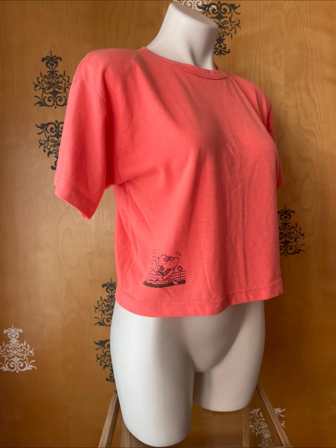 Women’s Vintage 80s  Boho Retro Crop Shirt image indicator(10)