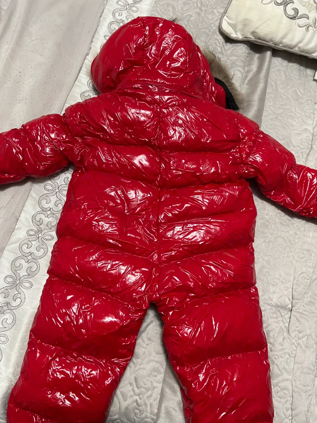 Moncler Baby Red Padded Snowsuit Size 18 Months image indicator(3)