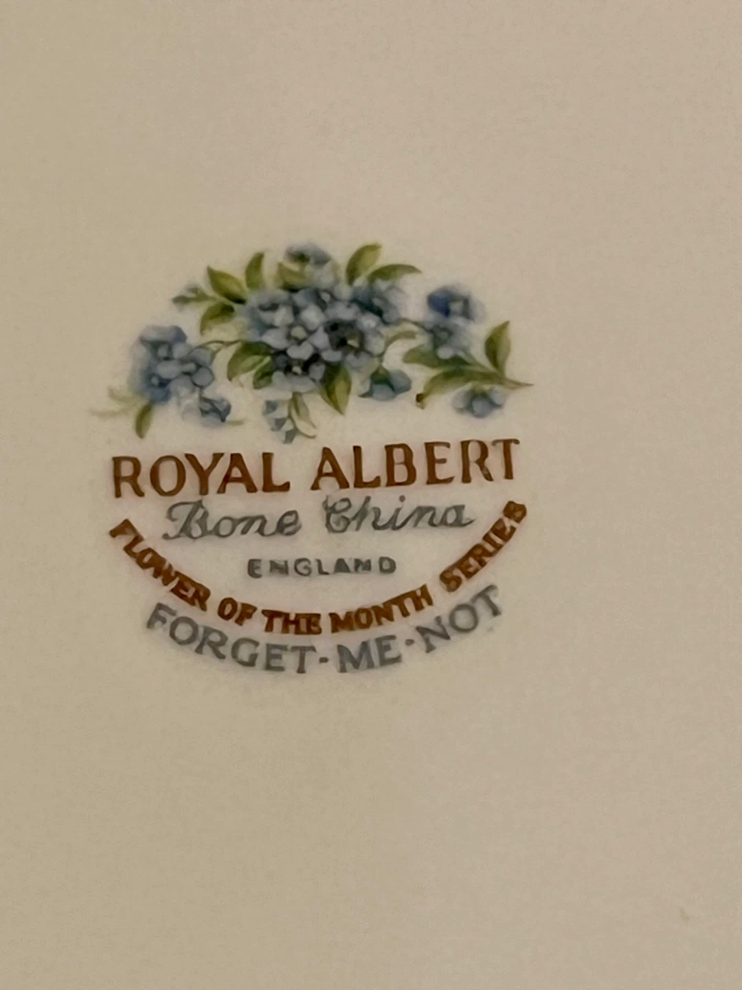 Vintage Royal Albert July Plate - Flower of the Month Series - photo 4